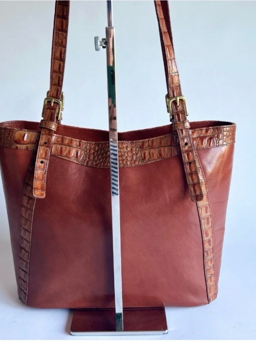 Brahmin Tan Brown Leather Adjustable Straps Handbag Shoulder Bag. - Picture 5 of 16